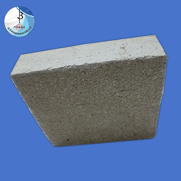 氣凝膠復(fù)合板(專(zhuān)利產(chǎn)品：實(shí)用新型專(zhuān)利證書(shū)，專(zhuān)利號(hào)ZL2023 2 1041840.3)